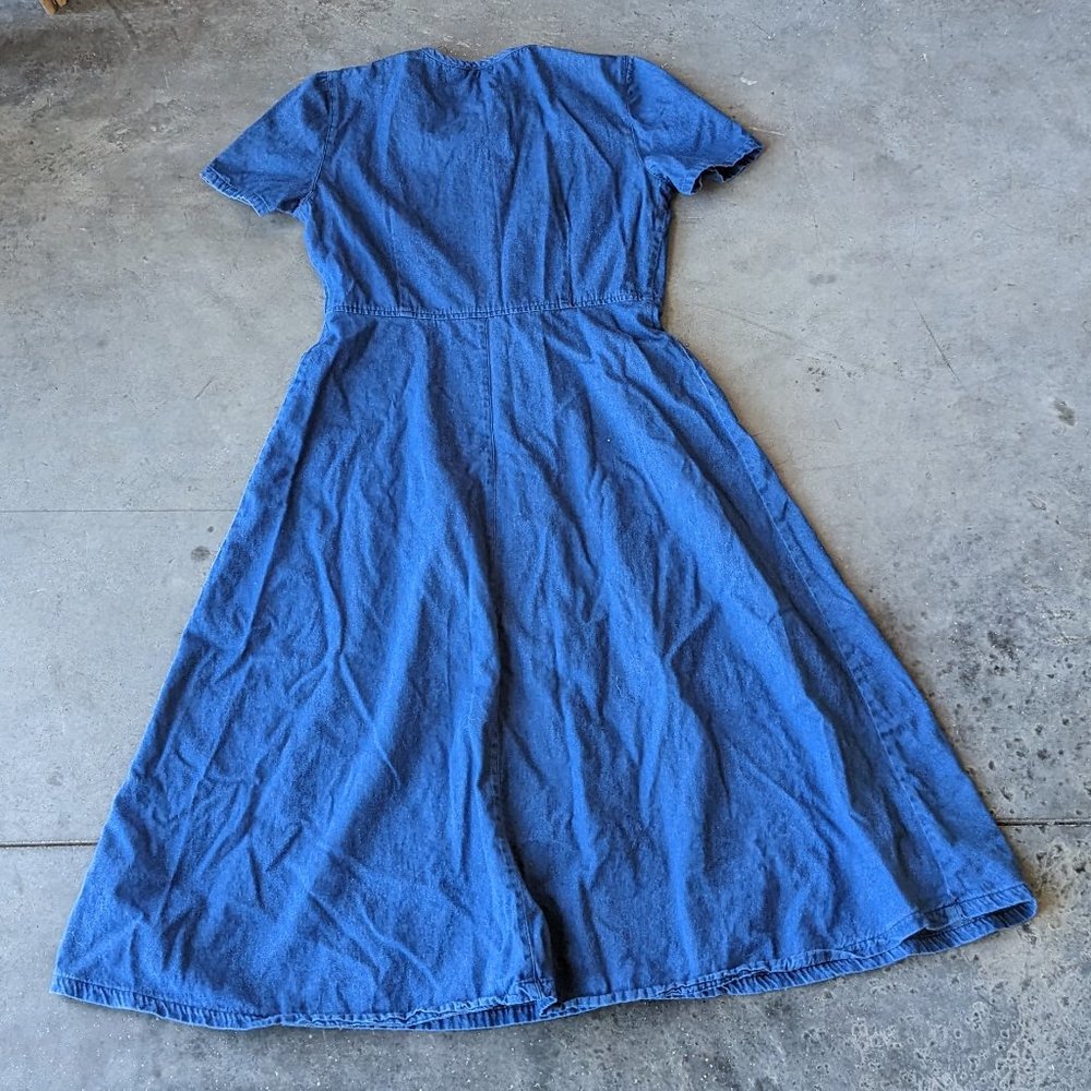 Vintage Talbots Blue Denim Pintuck Short Sleeve Midi Shirtdress size 8 - Picture 8 of 8